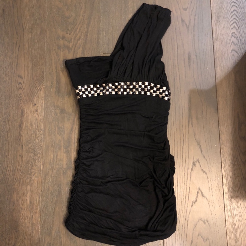 One shoulder little black dress size M